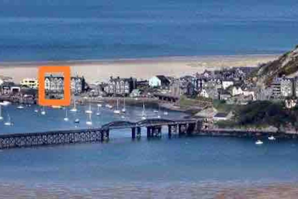 Harbourside 2 Bed Apartment, Barmouth Bridge Views Exteriér fotografie