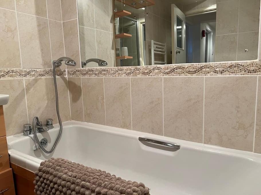 Harbourside 2 Bed Apartment, Barmouth Bridge Views Exteriér fotografie