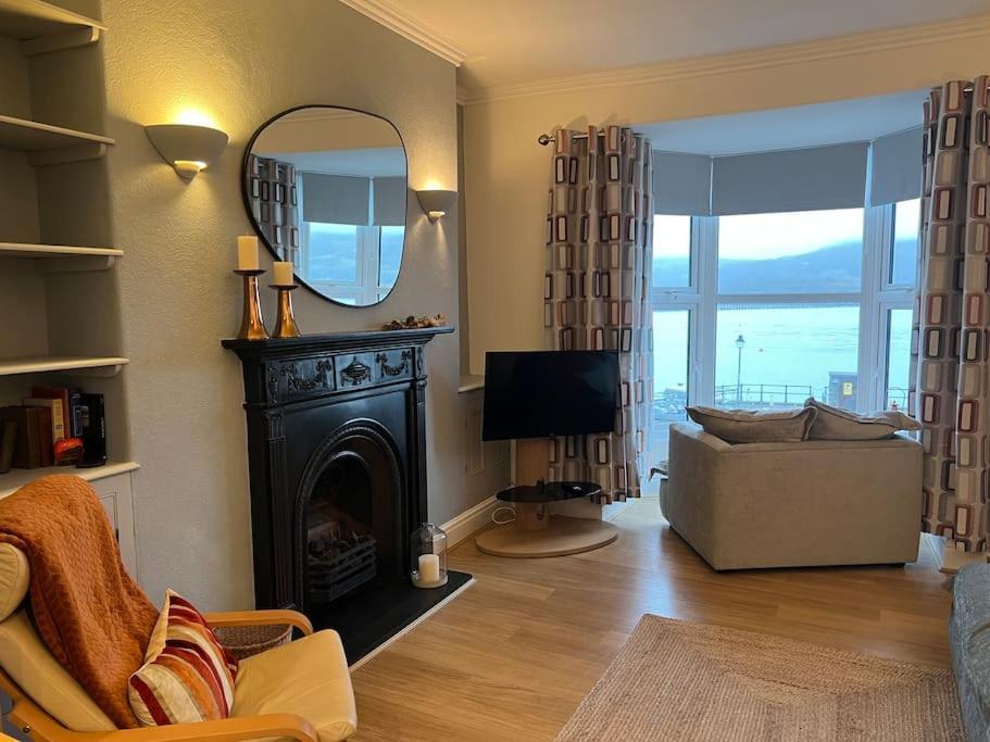 Harbourside 2 Bed Apartment, Barmouth Bridge Views Exteriér fotografie